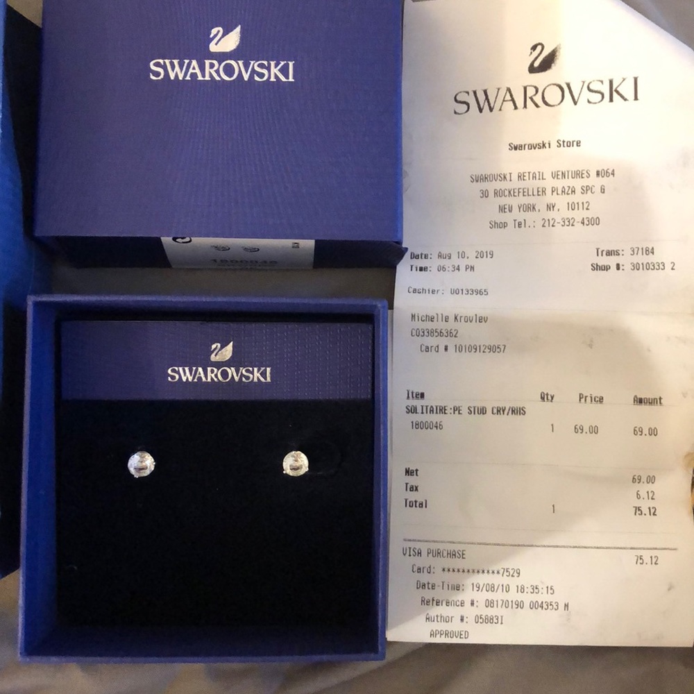 Swarovski solitaire stud earrings